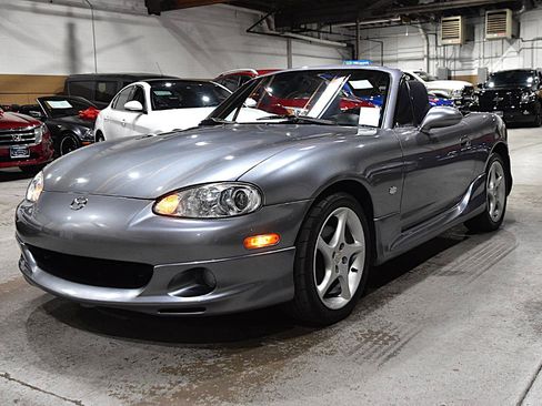 Used 2003 MAZDA MX-5 Miata Shinsen RWD image 16