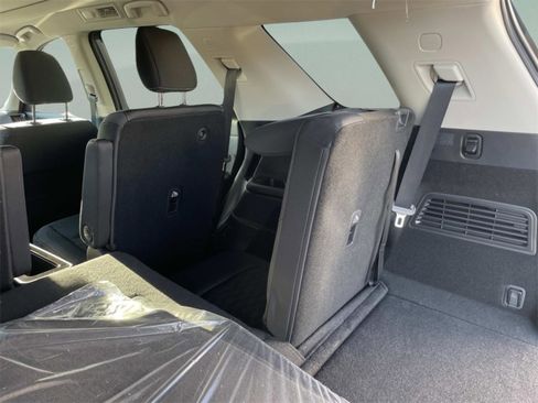 New 2025 Nissan Pathfinder SV image 22