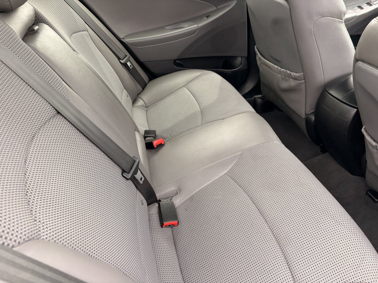 Used 2013 Hyundai Sonata SE FWD image 12