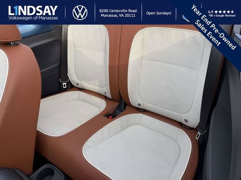 Used 2017 Volkswagen Beetle 1.8T Classic image 11