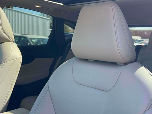 Used 2025 Nissan Murano SL image 17