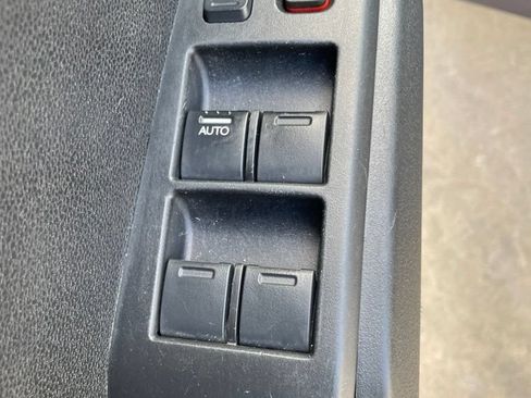 Used 2010 Honda Fit Sport image 15