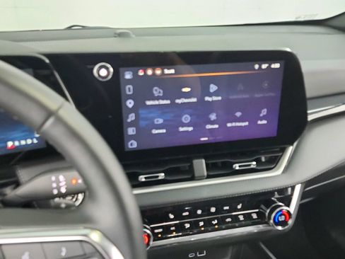 Used 2026 Chevrolet Equinox LT w/ Convenience Package II FWD image 20