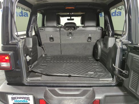 Used 2023 Jeep Wrangler Altitude image 18