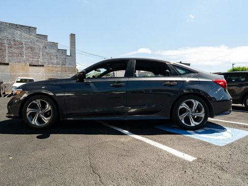 Used 2022 Honda Civic Sport image 6