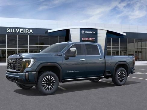 New 2026 GMC Sierra 3500 Denali Ultimate AWD/4WD image 2
