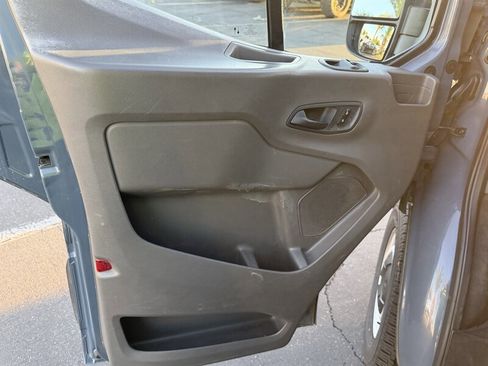 Used 2020 Ford Transit 250 148 High Roof Extended RWD image 16