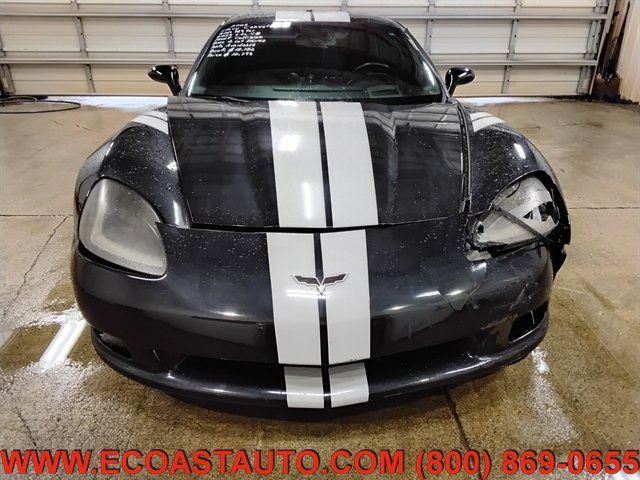Used 2005 Chevrolet Corvette Coupe w/ Preferred Equipment Group RWD image 7