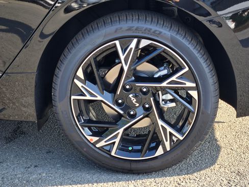 New 2026 Kia K5 GT-Line image 17