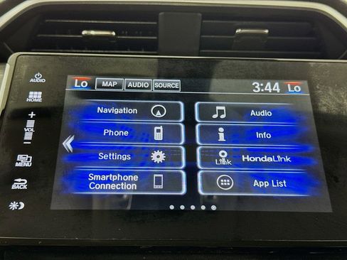 Used 2020 Honda Clarity Touring image 18