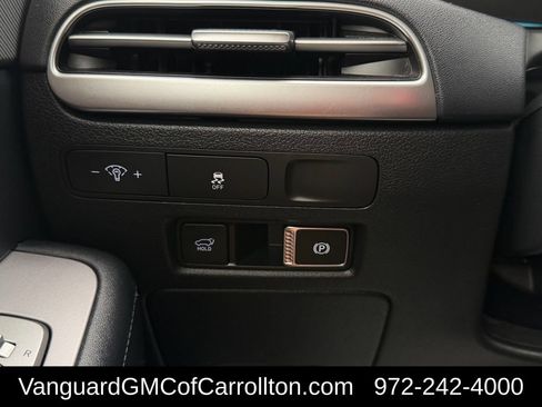 Used 2024 Hyundai Palisade SEL FWD image 23