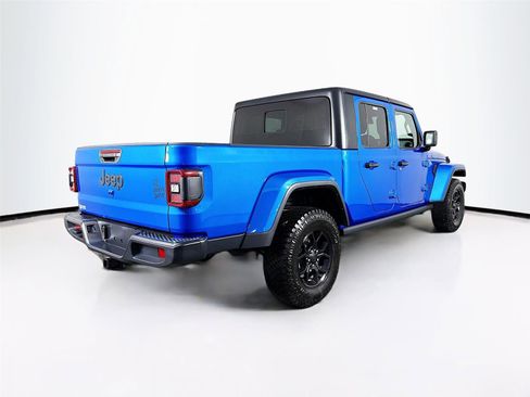 Used 2025 Jeep Gladiator Sport AWD/4WD image 7
