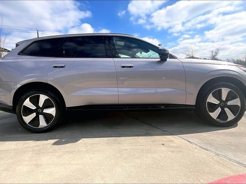 New 2026 Volvo EX90 Plus image 22