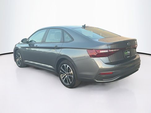 Used 2025 Volkswagen Jetta Sport FWD image 5