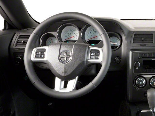Used 2012 Dodge Challenger R/T RWD image 9