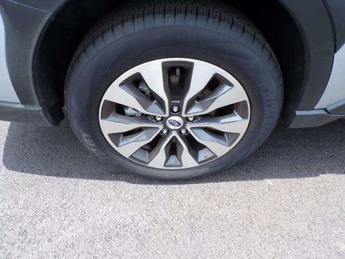 Certified 2025 Subaru Outback Limited image 22