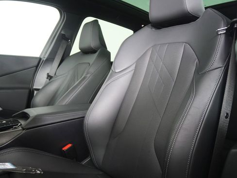 Certified 2025 BMW X3 xDrive30i w/ Premium Package image 10