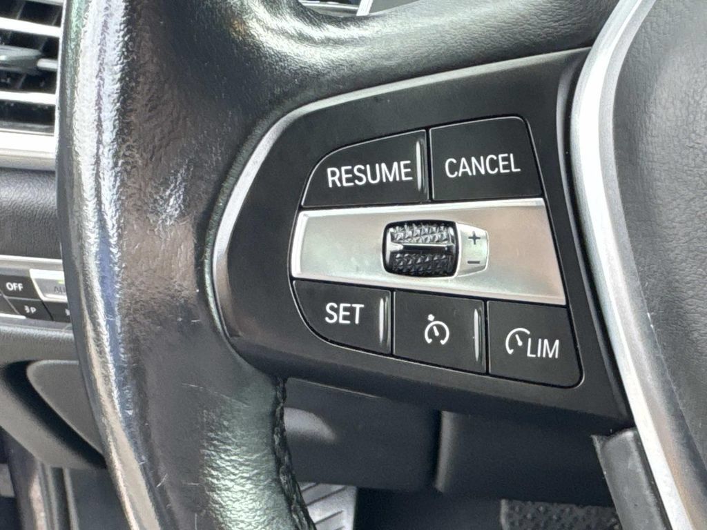 Used 2019 BMW X5 xDrive40i w/ Convenience Package AWD/4WD image 25