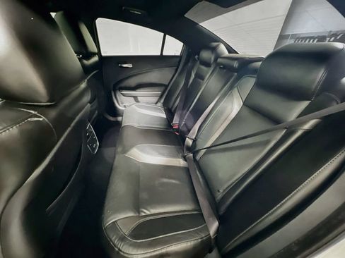 Used 2022 Dodge Charger SXT w/ Leather Interior Group RWD image 23
