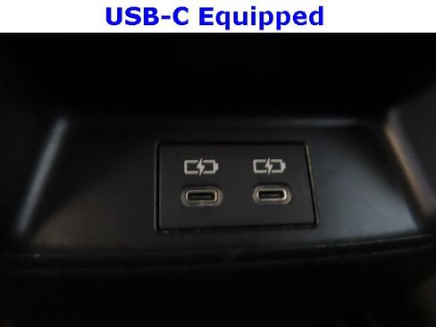 Used 2024 Toyota Corolla LE image 28