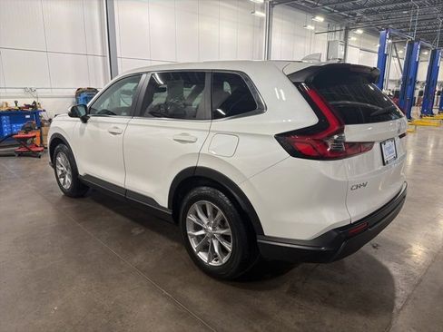 Used 2023 Honda CR-V EX-L image 3