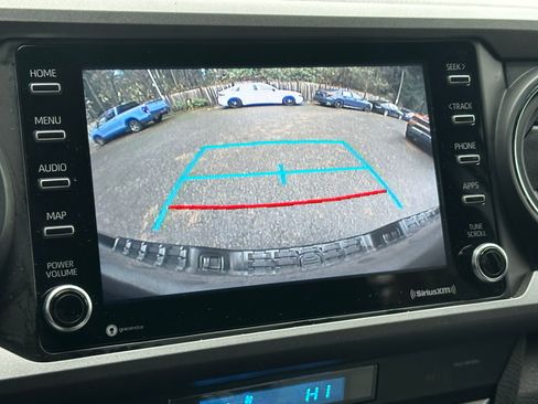 Used 2021 Toyota Tacoma TRD Off-Road image 22