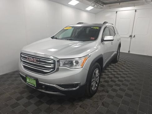Used 2019 GMC Acadia SLE AWD/4WD image 3