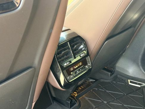 Used 2025 BMW iX xDrive50 w/ Premium Package image 18