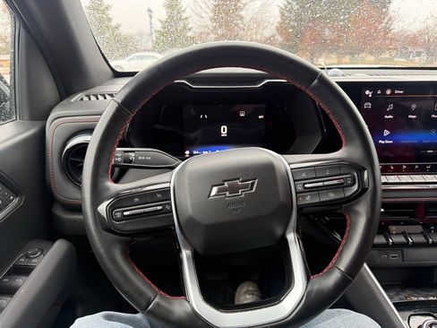 Used 2023 Chevrolet Colorado Z71 w/ Z71 Convenience Package 2 image 7