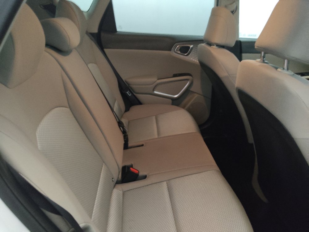 Used 2025 Kia Soul S FWD image 19