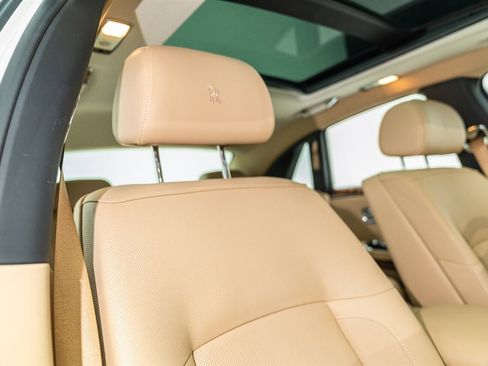 Used 2013 Rolls-Royce Ghost image 48