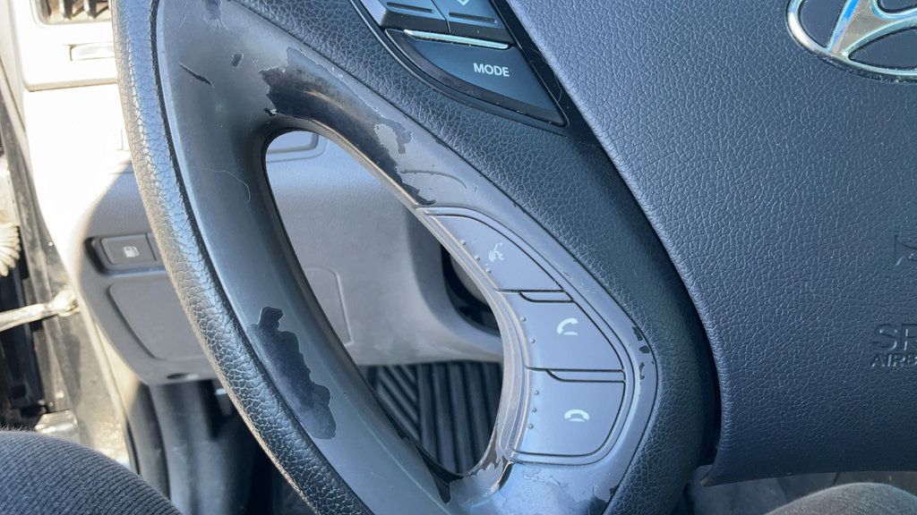 Used 2011 Hyundai Sonata GLS FWD image 32
