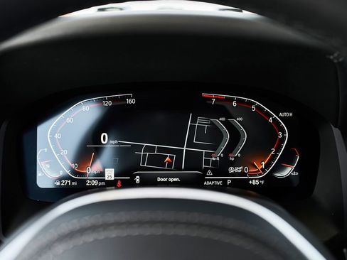 Used 2025 BMW 840i Convertible w/ Comfort Seating Package RWD image 21