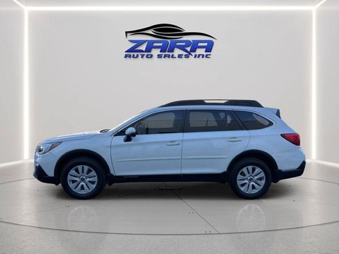 Used 2019 Subaru Outback 2.5i Premium AWD/4WD image 4