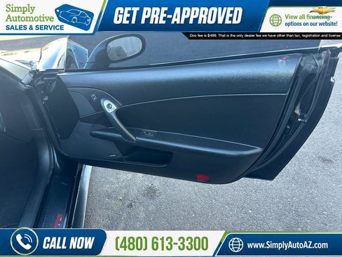 Used 2005 Chevrolet Corvette Coupe w/ Preferred Equipment Group RWD image 17