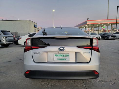Used 2022 Toyota Prius LE image 7