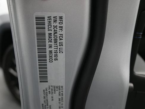 New 2026 Jeep Compass Latitude image 20