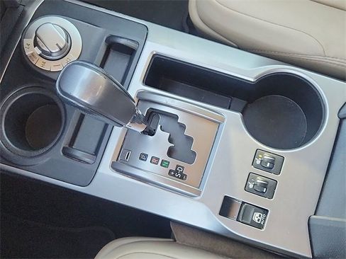 Used 2022 Toyota 4Runner SR5 Premium image 16