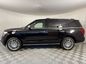 Used 2024 Ford Expedition Platinum video 3