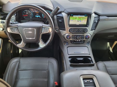 Used 2018 GMC Yukon Denali AWD/4WD image 22