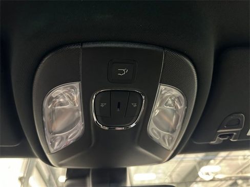 New 2026 Jeep Compass Latitude image 27