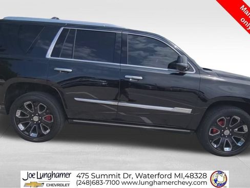 Used 2016 Cadillac Escalade Platinum AWD/4WD image 9