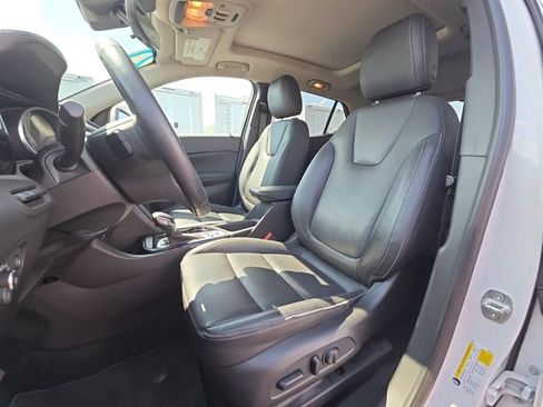 Used 2021 Buick Encore GX Essence w/ Advanced Technology Package FWD image 25