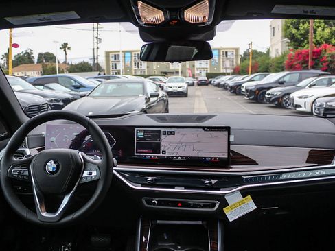 Used 2026 BMW X5 sDrive40i RWD image 12