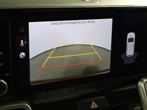 Used 2023 Kia Sorento SX FWD image 39