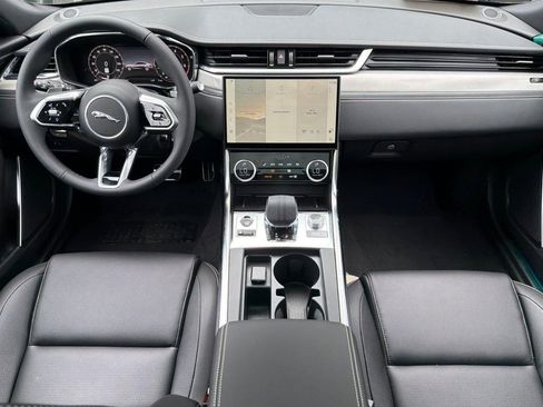 Used 2024 Jaguar XF R-Dynamic SE AWD/4WD image 24