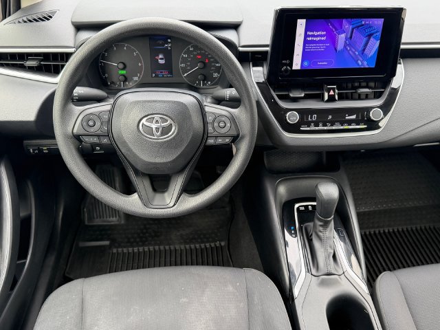 Used 2024 Toyota Corolla LE FWD image 17