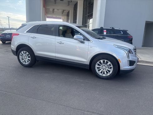 Used 2018 Cadillac XT5 FWD image 10