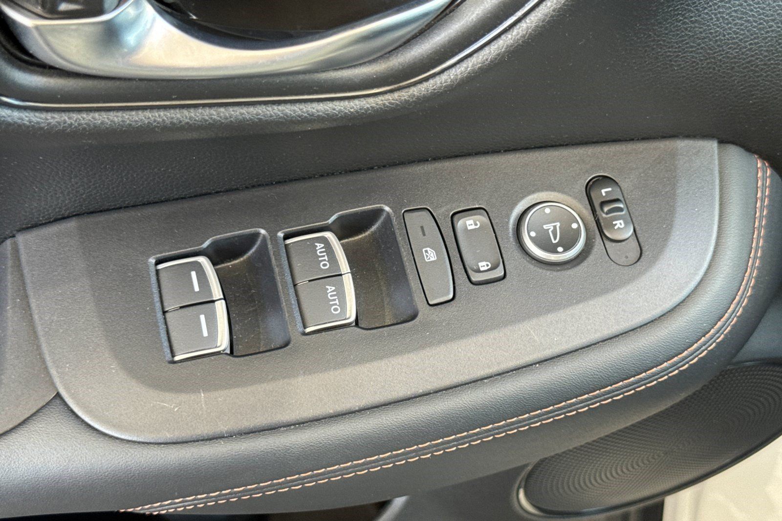 Used 2024 Honda HR-V Sport image 13