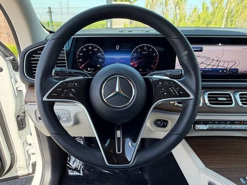 Used 2025 Mercedes-Benz GLE 350 4MATIC image 24